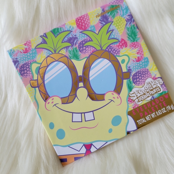 🍍NICKELODEON SPONGEBOB STQUARE PANTS EYESHADOW PALETTE 🍍 - Picture 4 of 6